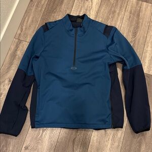 Oakley pullover windshirt XL